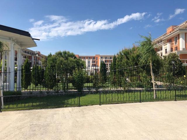 Apartment In Prestige Fort Beach สวิติ วลัส ภายนอก รูปภาพ